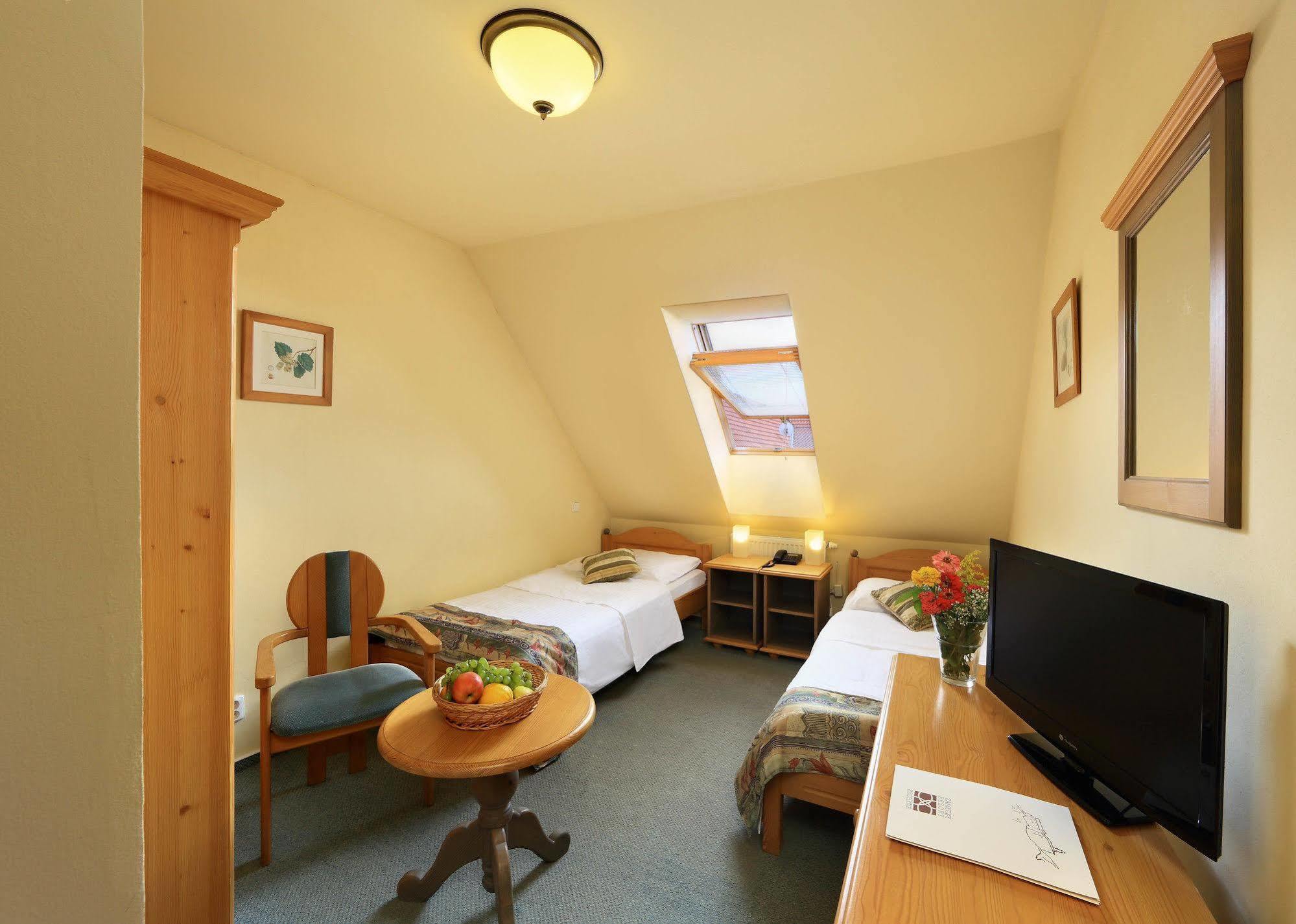 Hotel Panska Bechyně Buitenkant foto